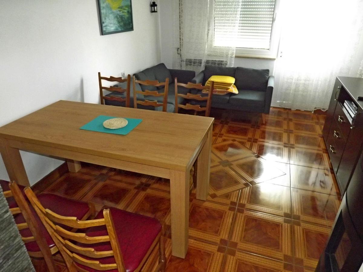 Apartments Maricic 200 Meters From The Beach 诺维·维诺多尔斯基 外观 照片