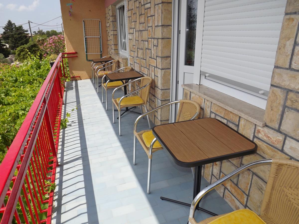 Apartments Maricic 200 Meters From The Beach 诺维·维诺多尔斯基 外观 照片