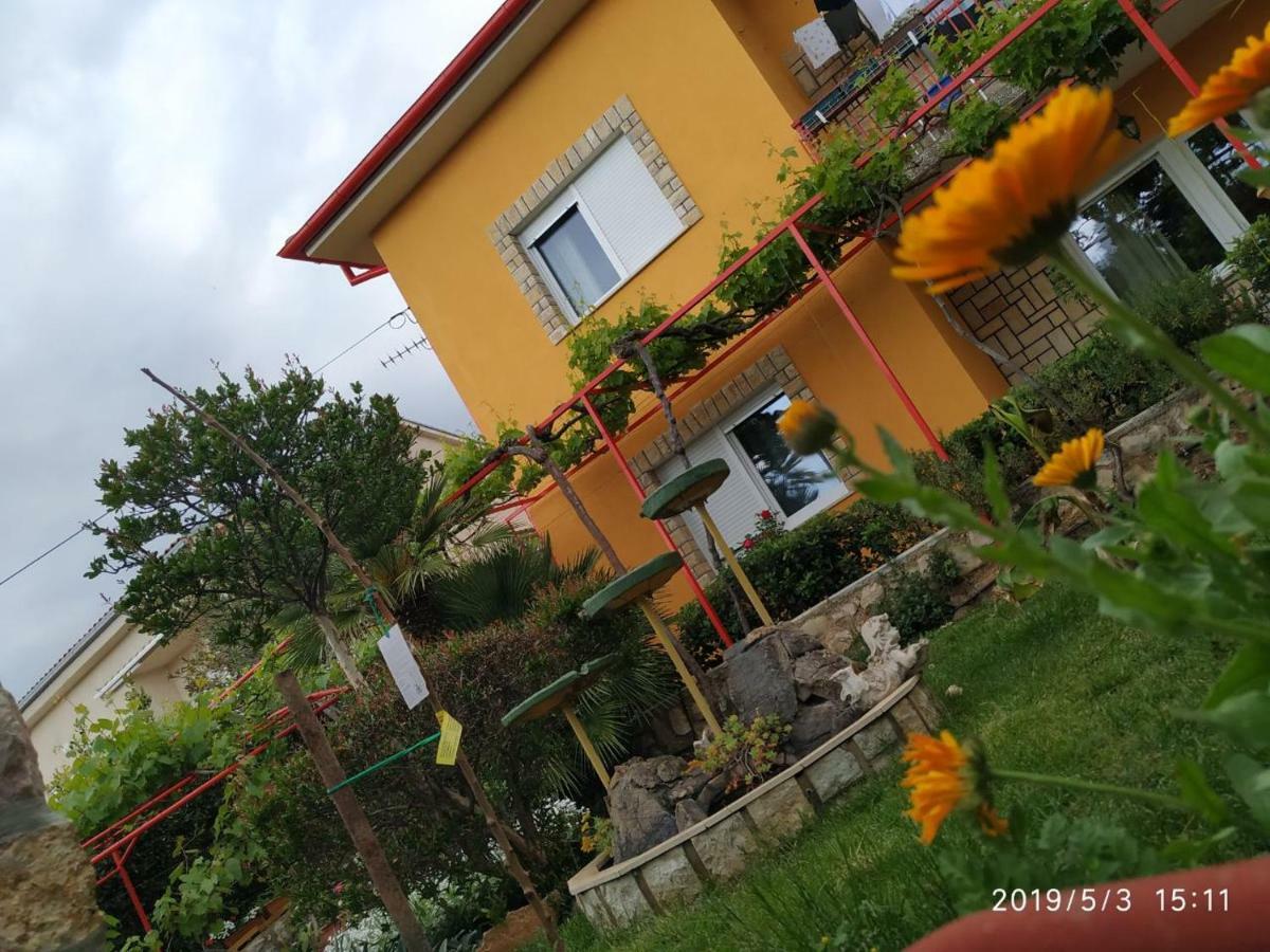 Apartments Maricic 200 Meters From The Beach 诺维·维诺多尔斯基 外观 照片