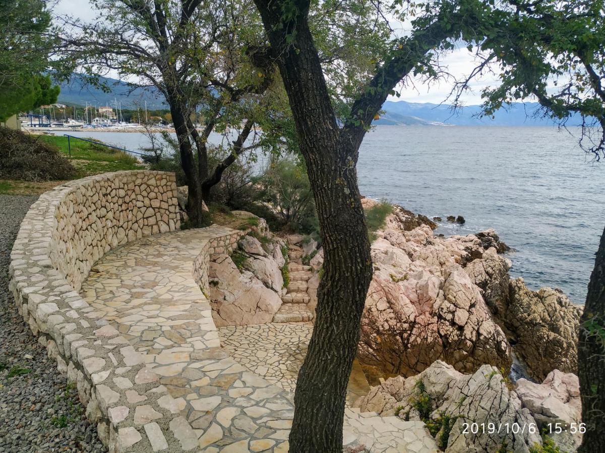 Apartments Maricic 200 Meters From The Beach 诺维·维诺多尔斯基 外观 照片