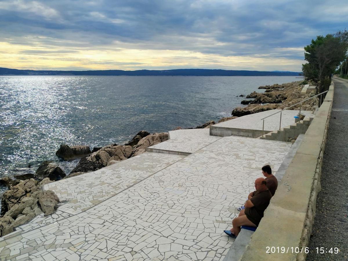 Apartments Maricic 200 Meters From The Beach 诺维·维诺多尔斯基 外观 照片